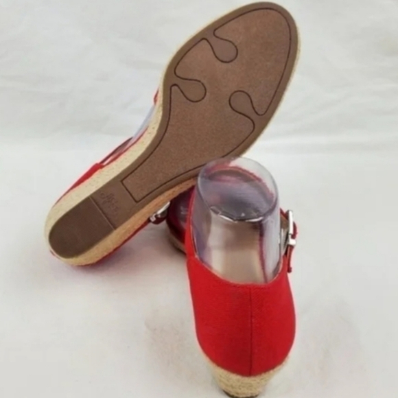 Life Stride soft syst Levi Red fabric open toe espadrille wedge sandals - Picture 7 of 10